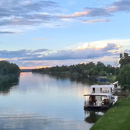 Broadwater River Estate Douglas Екстер'єр фото